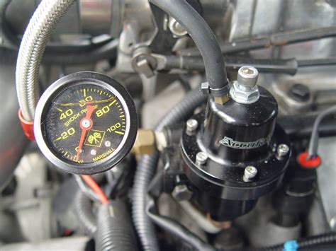 Fuel Pressure Gauge