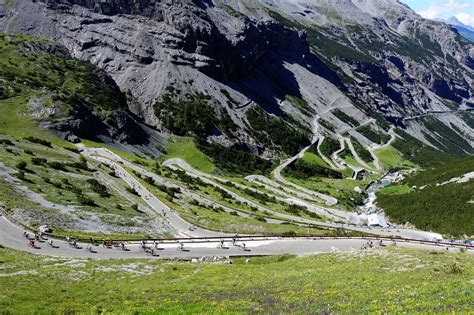 Passo dello Stelvio con ciclisti