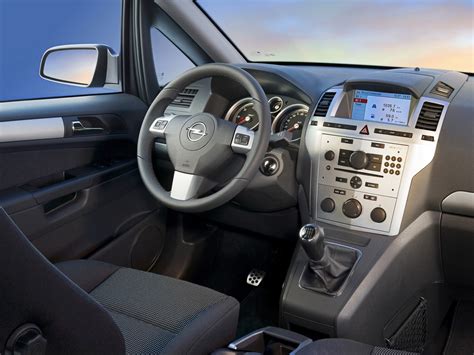 Interni Opel Zafira B
