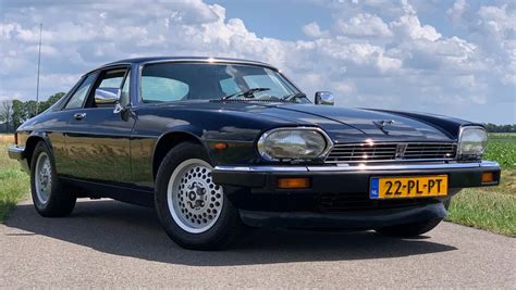 Jaguar XJ-S HE interni