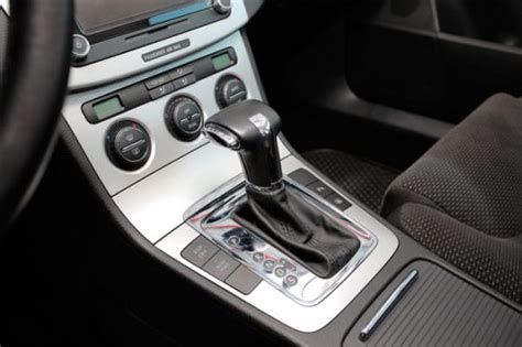 Plancia della Volkswagen Passat B6 con cambio automatico