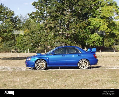 Profilo laterale della Subaru Impreza