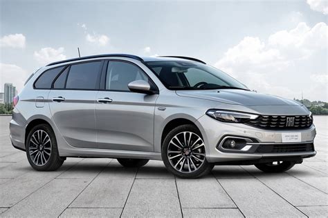 Fiat Tipo SW in un contesto familiare