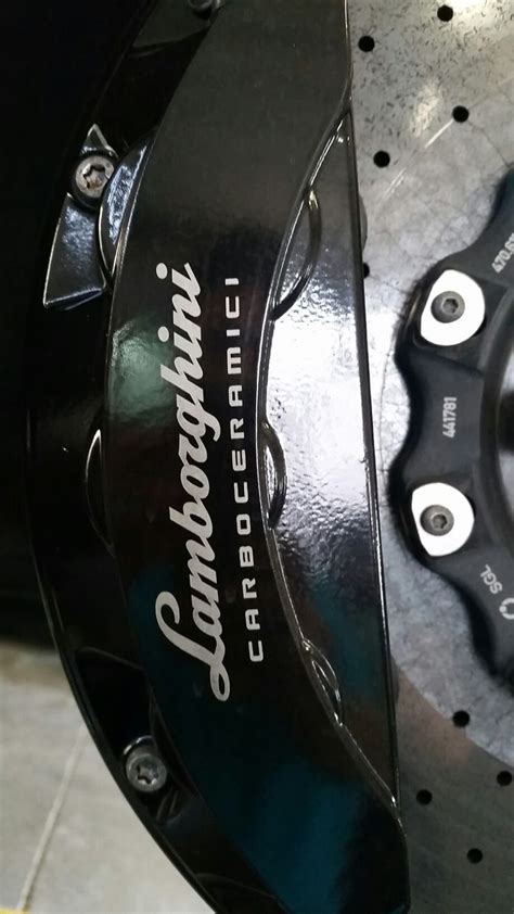 Dettaglio freni carboceramici Lamborghini Fenomeno