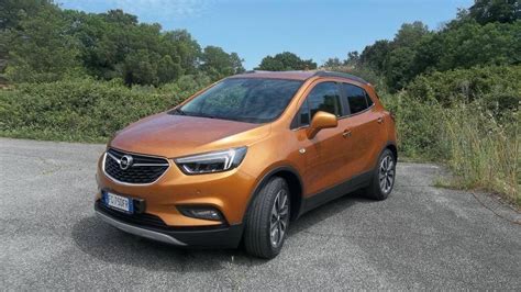 Opel Mokka X su strada