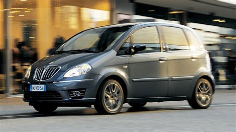 Lancia Musa esterno