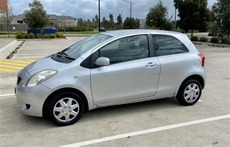 Toyota Yaris 2008 esterna