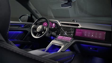 Interni lussuosi di una Porsche Cayenne