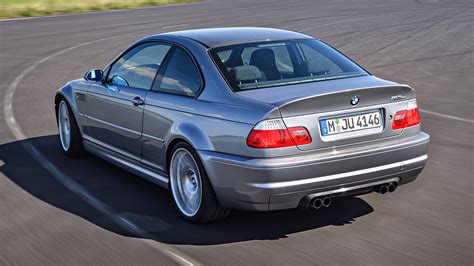 BMW M3 E46 in primo piano