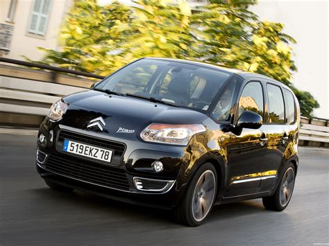 Citroën C3 Picasso 2010 su strada