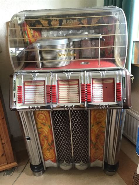evoluzione dei modelli di jukebox dagli anni 30 agli anni 60
