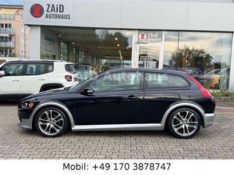 Volvo C30 con allestimento Momentum