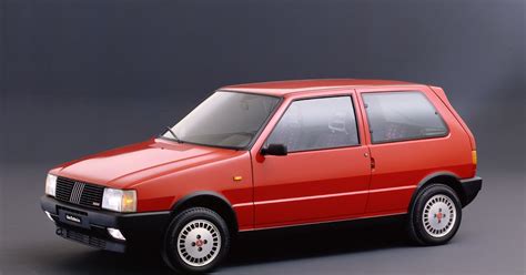 Fiat Uno Turbo i.e. prima serie con i suoi dettagli sportivi
