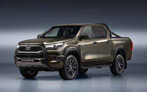 Toyota Hilux Invincible frontale