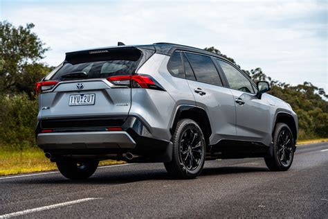 Toyota RAV4 Hybrid in versione Dynamic+