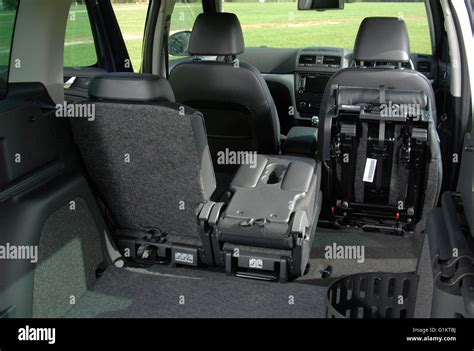 Skoda Yeti interna con sedili posteriori rimossi