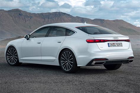 Profilo laterale della Audi A5 2024