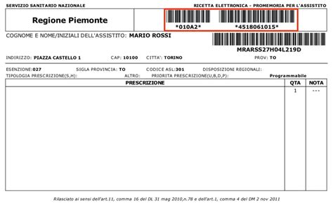 Illustrazione di un medico che emette una ricetta elettronica