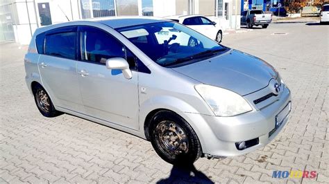 Toyota Corolla Verso - vista esterna