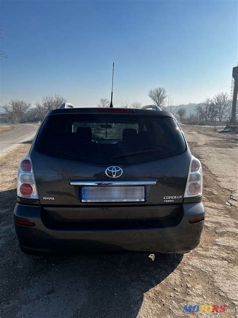 Dettaglio guarnizione deteriorata Toyota Corolla Verso