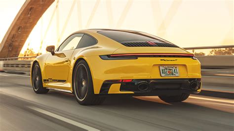 Porsche 911 Carrera T vista posteriore