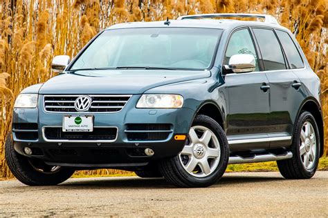 Volkswagen Touareg 2004 con ruota sgonfia