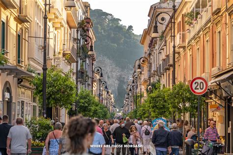 Corso Italia a Sorrento in versione isola pedonale