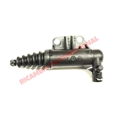 Slave cylinder frizione con punto di spurgo