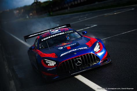 Una Mercedes-AMG GT3 sul Nürburgring