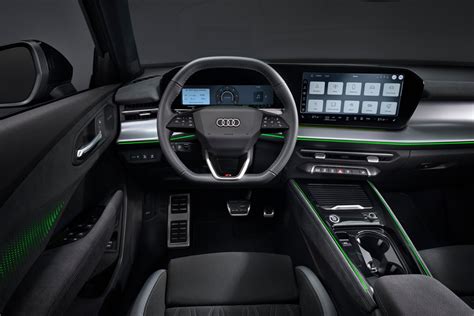 Interni Audi A3 con display infotainment