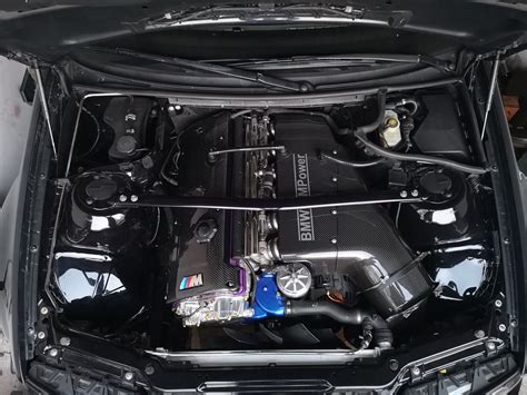 Motore S54B32 della BMW M3 E46