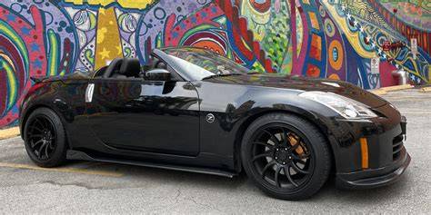 Interni di una Nissan Z 350Z Roadster