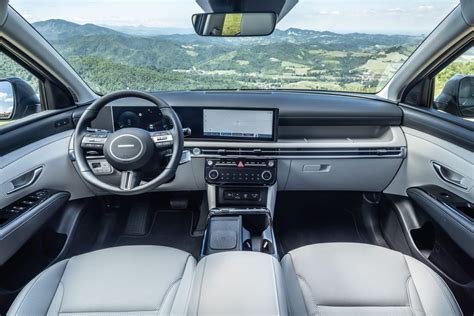 Plancia digitale e sistema infotainment del Kia Sorento