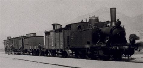 Treno Omnibus con garitte dei frenatori