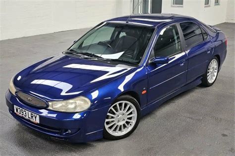 Ford Mondeo ST200