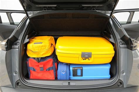 Vano bagagli Peugeot 3008 I (2009) con ribaltina aperta