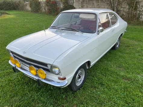 Interni Opel Kadett Sport Coupé vintage