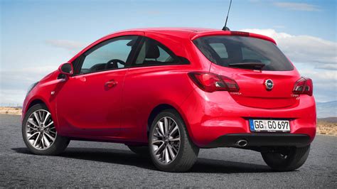 Opel Corsa B 3 porte e 5 porte a confronto