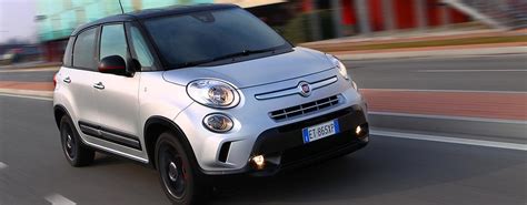 Fiat 500L a metano in primo piano