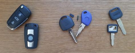 Tecnologia delle chiavi auto moderne con chip